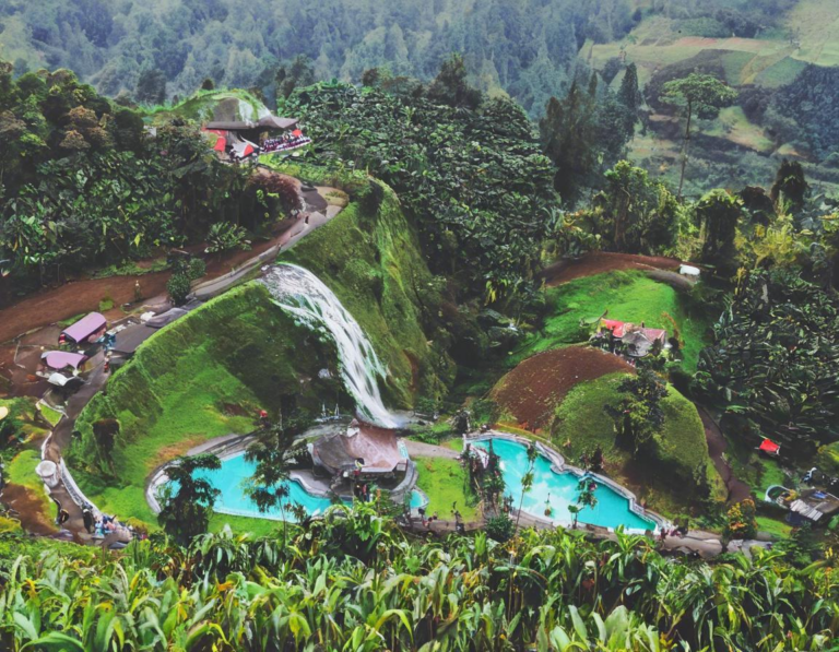 Mengapa Harus Berkunjung ke Gunung Putri Lembang?