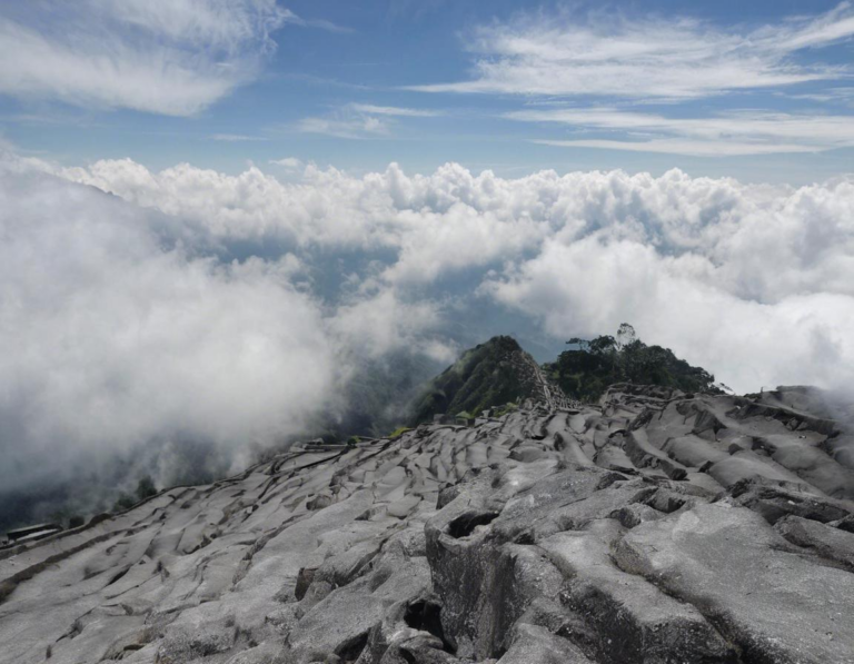 Rute Pendakian Gunung Tangkuban Perahu